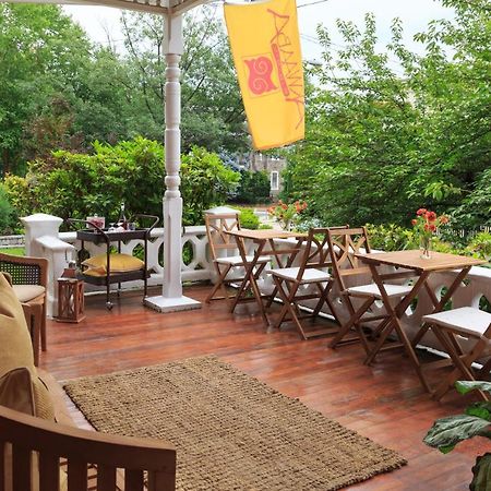 Akwaaba Philadelphia Bed & Breakfast Bagian luar foto
